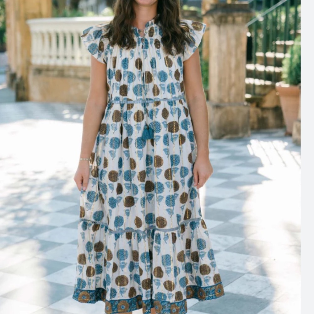 Clara The Label Dress with Blue and Brown Leaf Design NWT Size Large